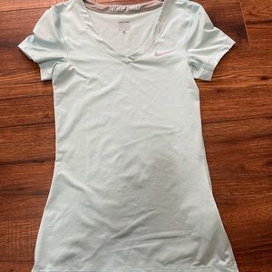 Nike pro tee